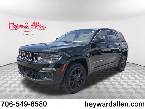 Used 2023 Jeep Grand Cherokee Limited RWD image 1