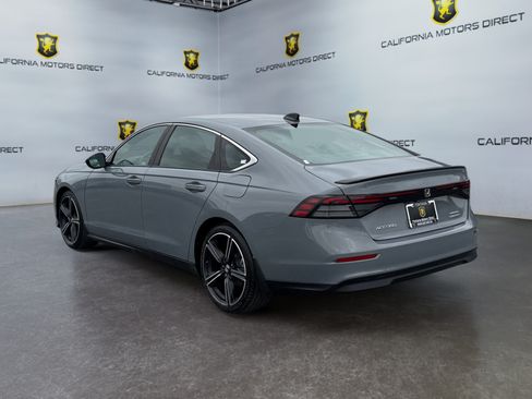 Used 2023 Honda Accord Sport image 3