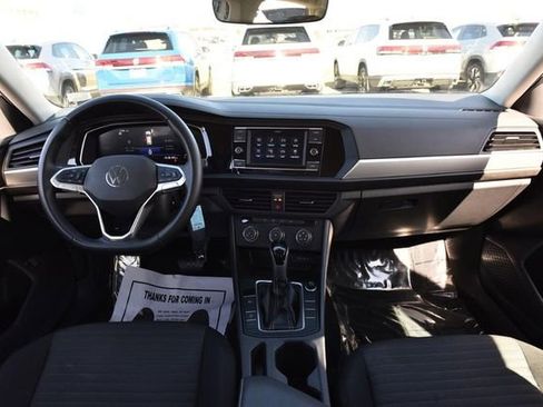 Certified 2024 Volkswagen Jetta S image 7