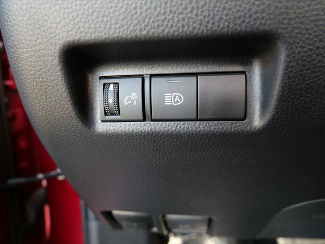 Certified 2025 Toyota RAV4 XLE AWD/4WD image 28