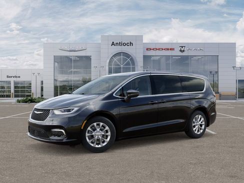 New 2026 Chrysler Pacifica Select image 3