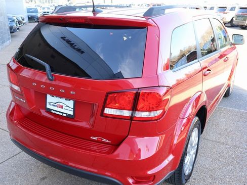 Used 2018 Dodge Journey SXT w/ Connectivity Group image 6