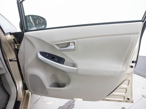 Used 2010 Toyota Prius FWD image 9