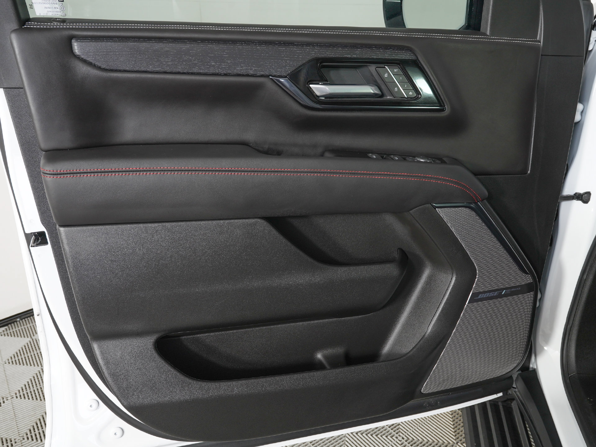 Used 2026 GMC Yukon XL AT4 Ultimate w/ LPO, Floor Liner Package AWD/4WD image 16