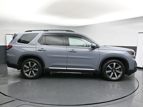 Used 2023 Honda Pilot Elite image 12