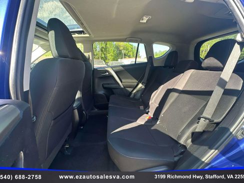 Used 2015 Toyota RAV4 XLE FWD image 17