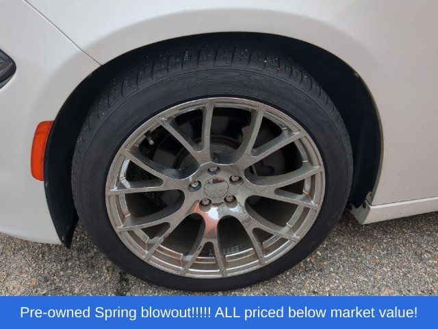 Used 2015 Dodge Charger R/T RWD image 7