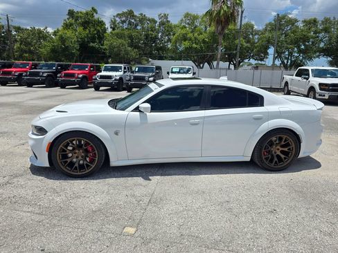 Used 2020 Dodge Charger SRT Hellcat w/ Harman/Kardon Audio Group RWD image 3