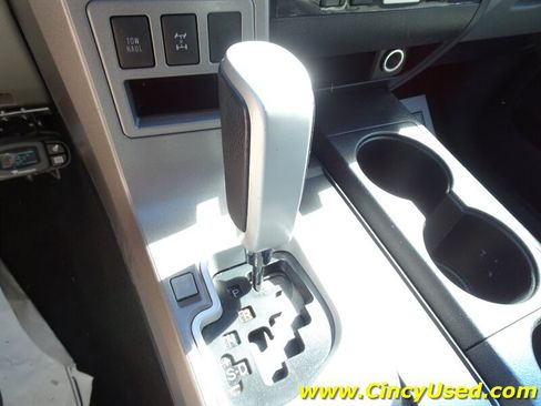 Used 2015 Toyota Sequoia Limited AWD/4WD image 19