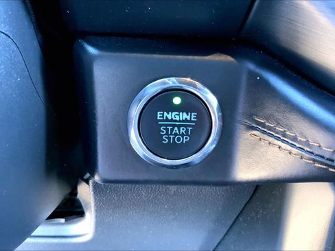 Used 2023 Ford Expedition Max Platinum image 31