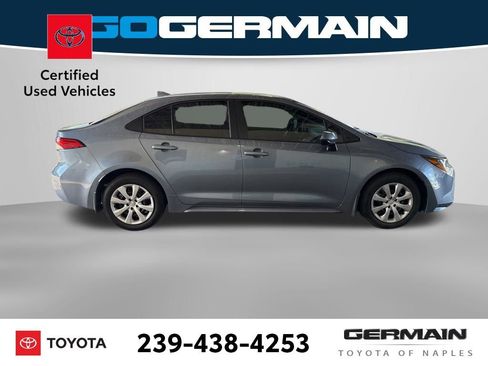 Used 2025 Toyota Corolla LE image 8