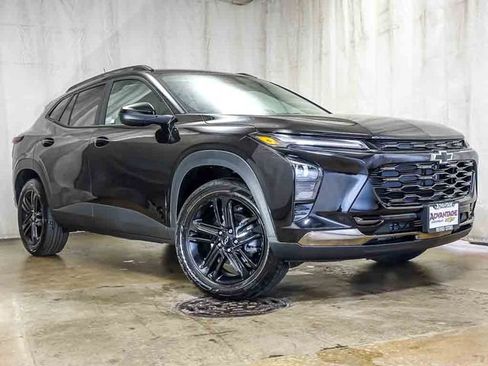 New 2026 Chevrolet Trax ACTIV w/ Driver Confidence Package FWD image 2