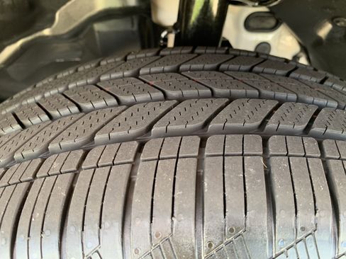 Used 2025 BMW X1 xDrive28i w/ Technology Package image 12