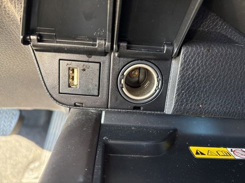 Used 2022 Toyota Camry XSE image 22