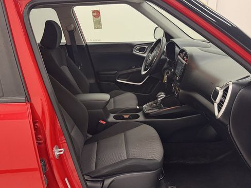 Used 2020 Kia Soul LX FWD image 26