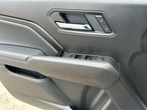 New 2025 Chevrolet Colorado LT w/ LT Convenience Package image 17