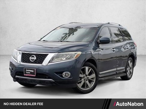 Used 2013 Nissan Pathfinder Platinum w/ Platinum Premium Pkg FWD image 1