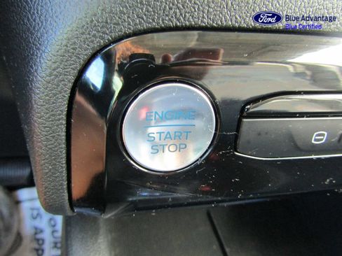 Certified 2026 Ford Escape SE w/ Class II Trailer Tow Package FWD image 42