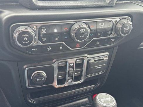 Used 2022 Jeep Wrangler Unlimited Sport AWD/4WD image 26
