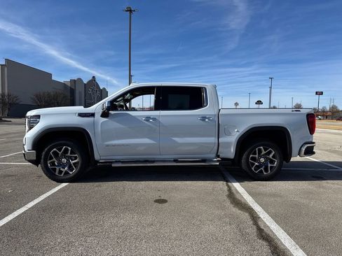 New 2026 GMC Sierra 1500 SLT w/ SLT Premium Plus Package image 3