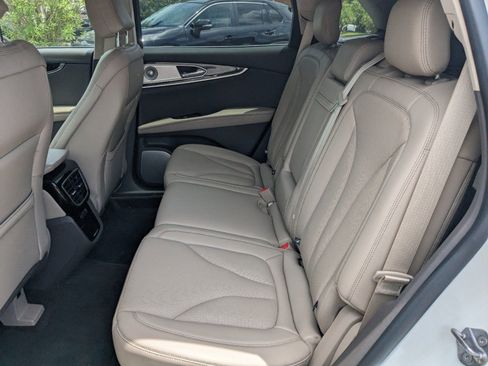 Certified 2023 Lincoln Nautilus Reserve w/ Equipment Group 202A image 14