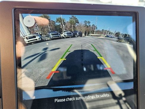 Used 2024 Ford Edge SEL image 18