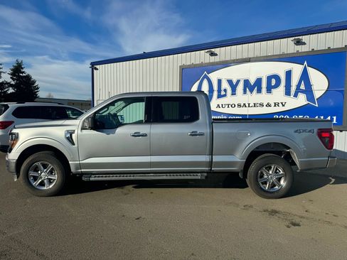 Used 2024 Ford F150 XLT w/ Tow/Haul Package AWD/4WD image 2