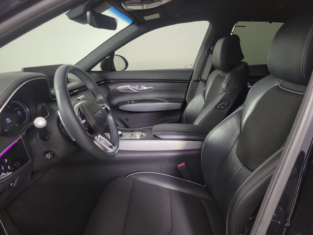 Used 2022 Genesis GV70 2.5T w/ Sport Prestige Package AWD/4WD image 20