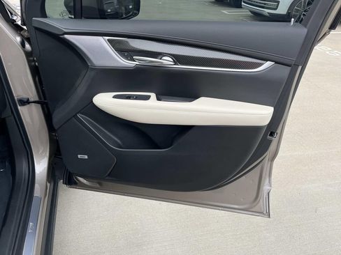 Certified 2023 Cadillac XT6 Sport image 23