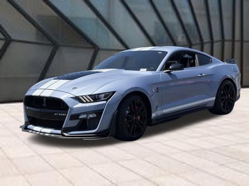 Used 2022 Ford Mustang Shelby GT500 w/ Technology Package RWD image 5