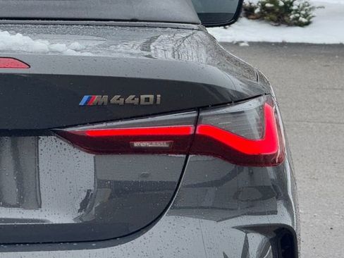 Certified 2024 BMW 440i xDrive Convertible w/ Premium Package image 7