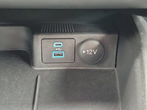Certified 2023 Ford Escape ST-Line Select AWD/4WD image 24