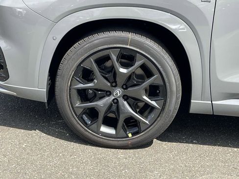 New 2026 Lexus TX 500h AWD image 10