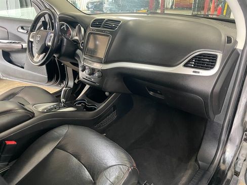 Used 2016 Dodge Journey R/T w/ Rear Seat Video Group AWD/4WD image 21