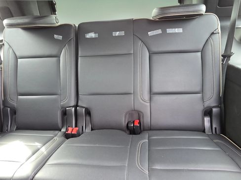 Used 2021 GMC Yukon SLT RWD image 15