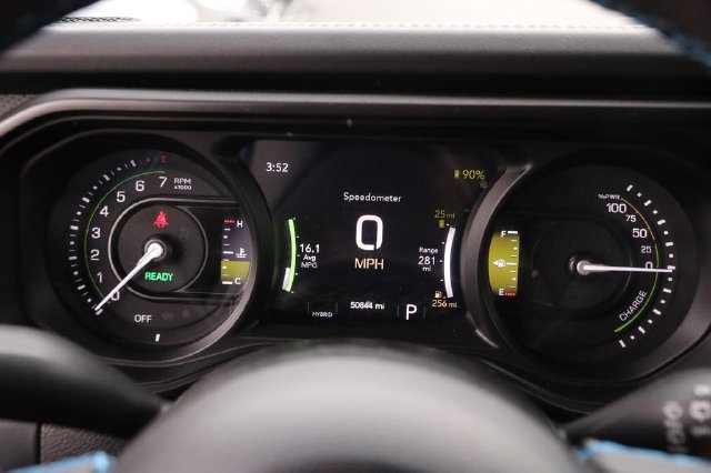 Used 2024 Jeep Wrangler Unlimited Rubicon 4xe AWD/4WD image 13