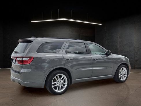 Used 2024 Dodge Durango GT RWD image 7