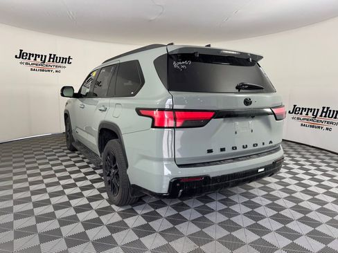 Used 2025 Toyota Sequoia Limited w/ Tow Technology Package image 9