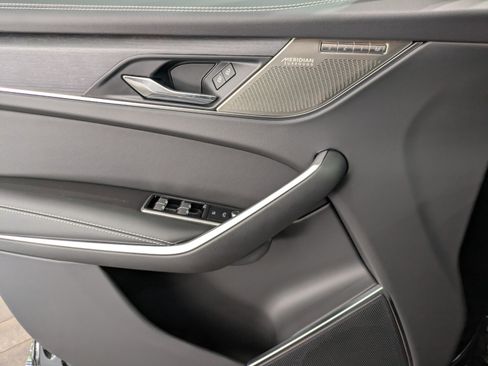 New 2026 Jaguar F-PACE R-Dynamic S image 19