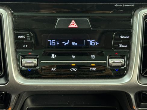 Used 2022 Kia Sorento X-Line EX image 27