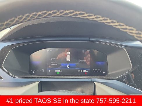 Used 2023 Volkswagen Taos SE FWD image 15
