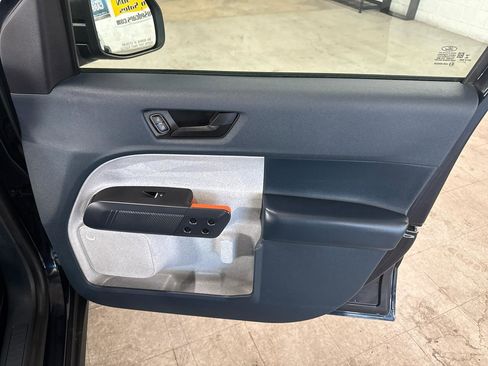 Used 2022 Ford Maverick XLT image 57