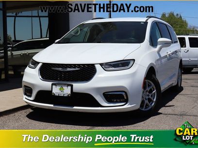 Used 2022 Chrysler Pacifica Touring-L