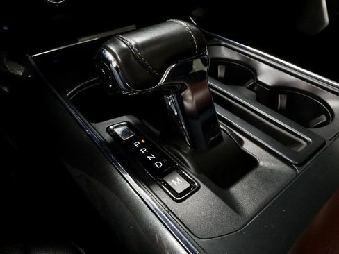 Used 2021 Ford F150 Lariat w/ Equipment Group 502A High image 34