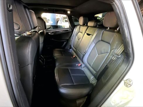 Used 2021 Porsche Macan S AWD/4WD image 19