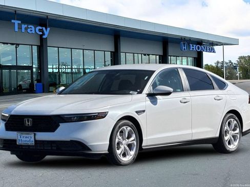 New 2026 Honda Accord LX image 14
