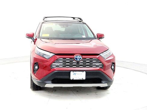 Used 2024 Toyota RAV4 Limited image 8