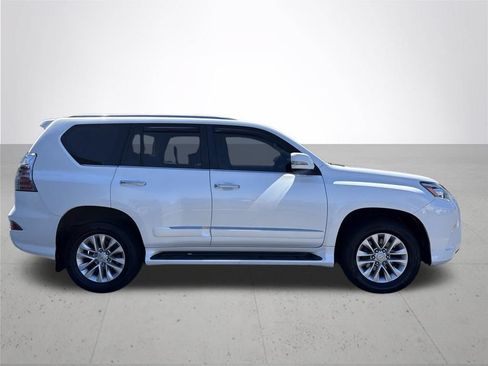 Used 2015 Lexus GX 460 w/ Premium Package AWD/4WD image 5