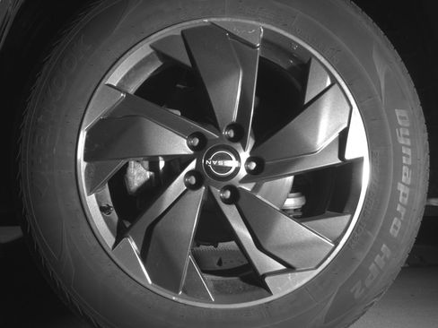 Used 2025 Nissan Rogue SV AWD/4WD image 12
