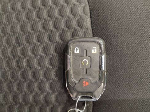 Used 2020 GMC Terrain SLE w/ Driver Convenience Package FWD image 32